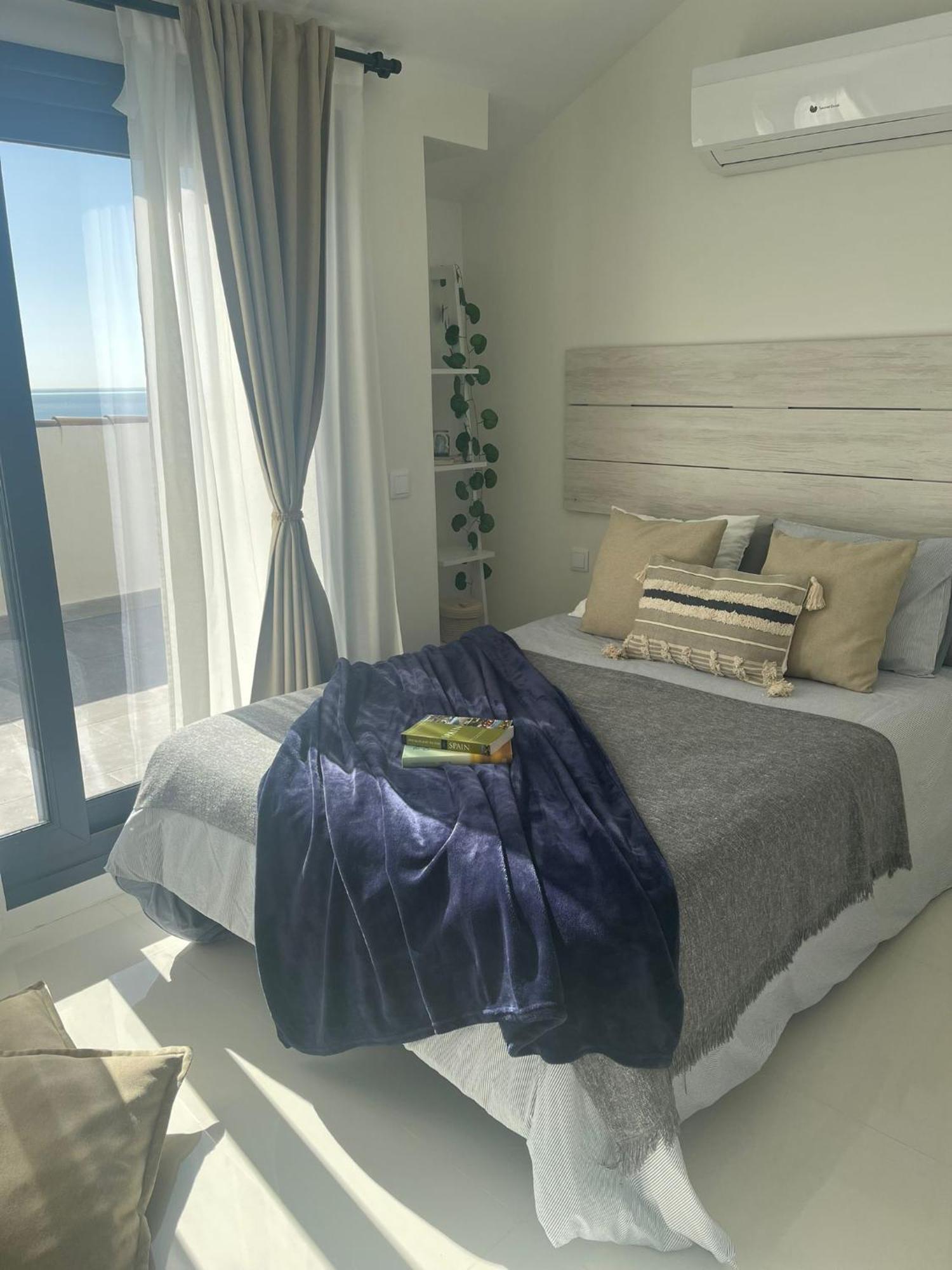 Precioso Atico, Nuevo, A 50M De La Playa, Manilva Apartment Exterior photo
